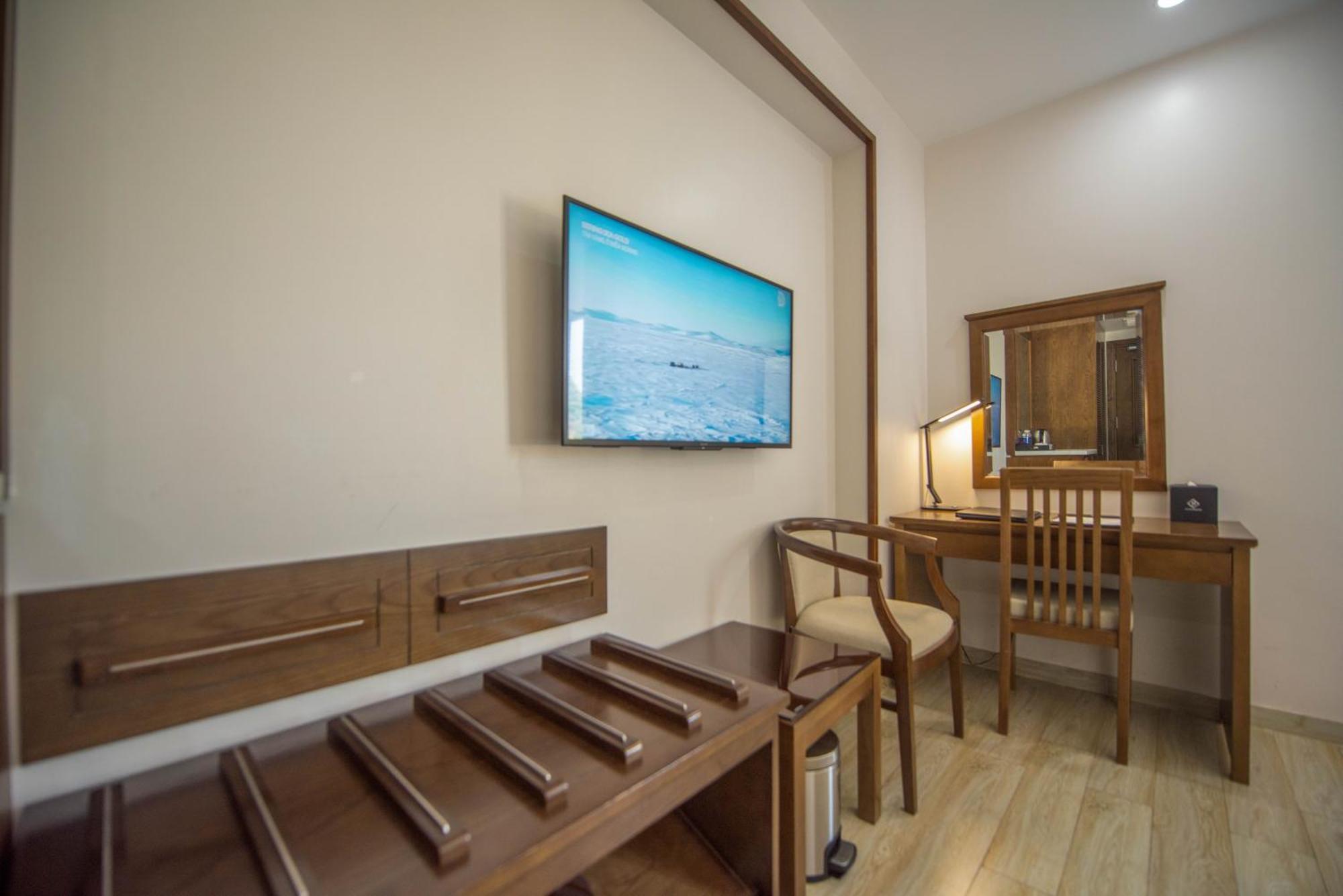 Cat Ba Paradise Hotel - Sky Bar & Massage Dong Khe Sau Ngoại thất bức ảnh
