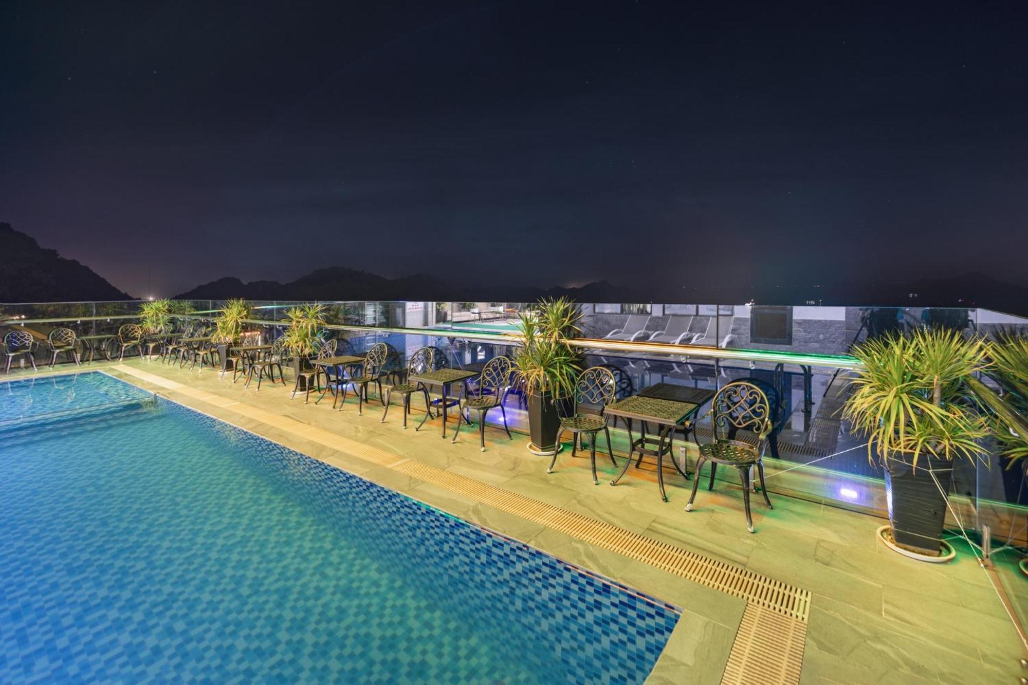 Cat Ba Paradise Hotel - Sky Bar & Massage Dong Khe Sau Ngoại thất bức ảnh